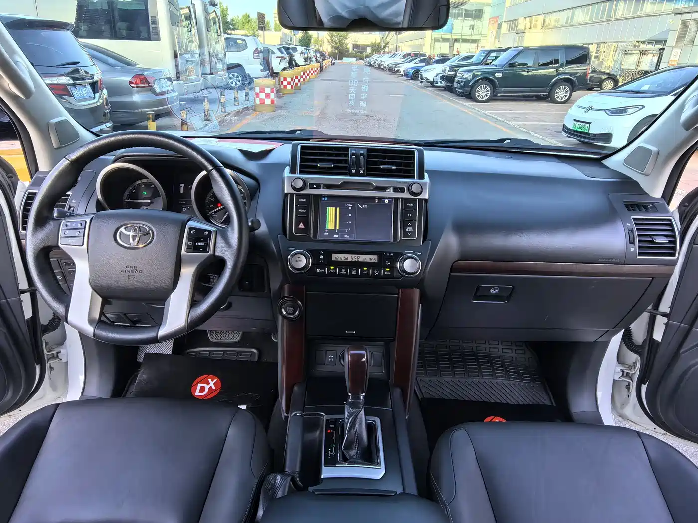 Toyota Prado 2014 4.0L Automatic TX-L фото 11