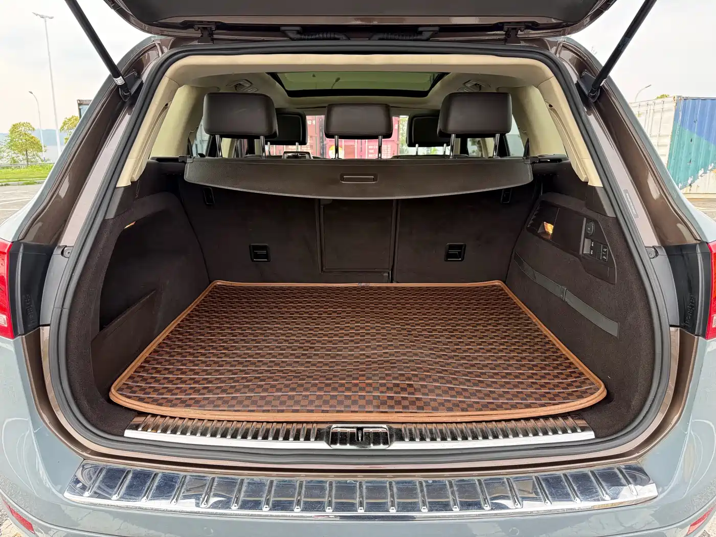 Volkswagen Touareg 2011 3.0TSI Comfort фото 15