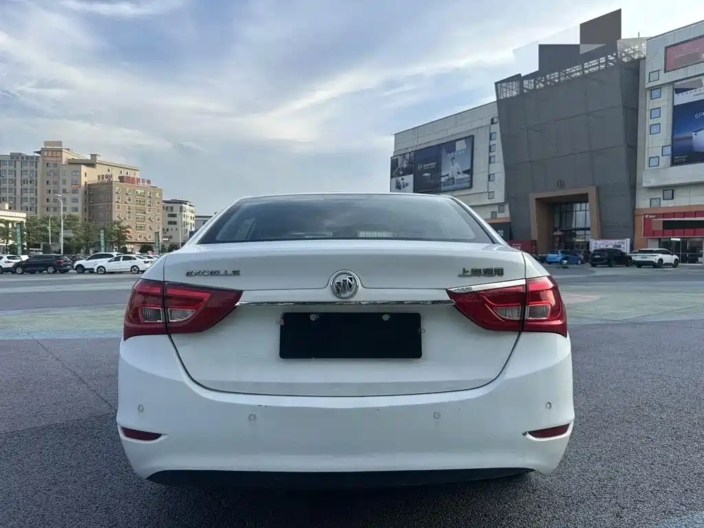 Фото 8 - Buick Excelle
