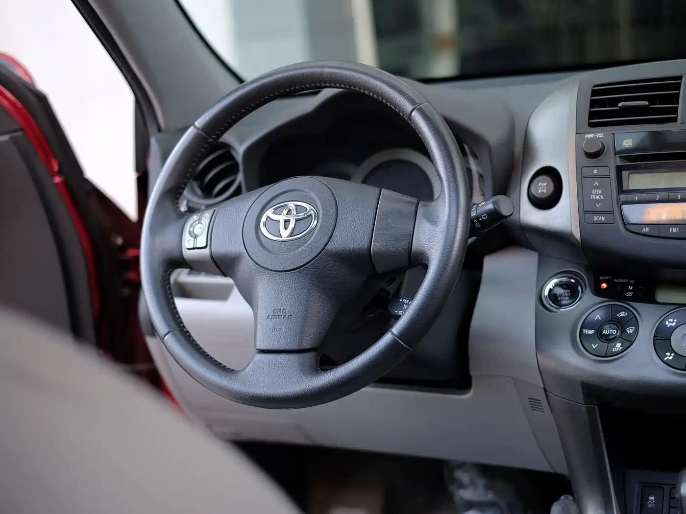 Toyota RAV4 Rongfang 2009 2.4L Automatic Luxury Edition фото 15