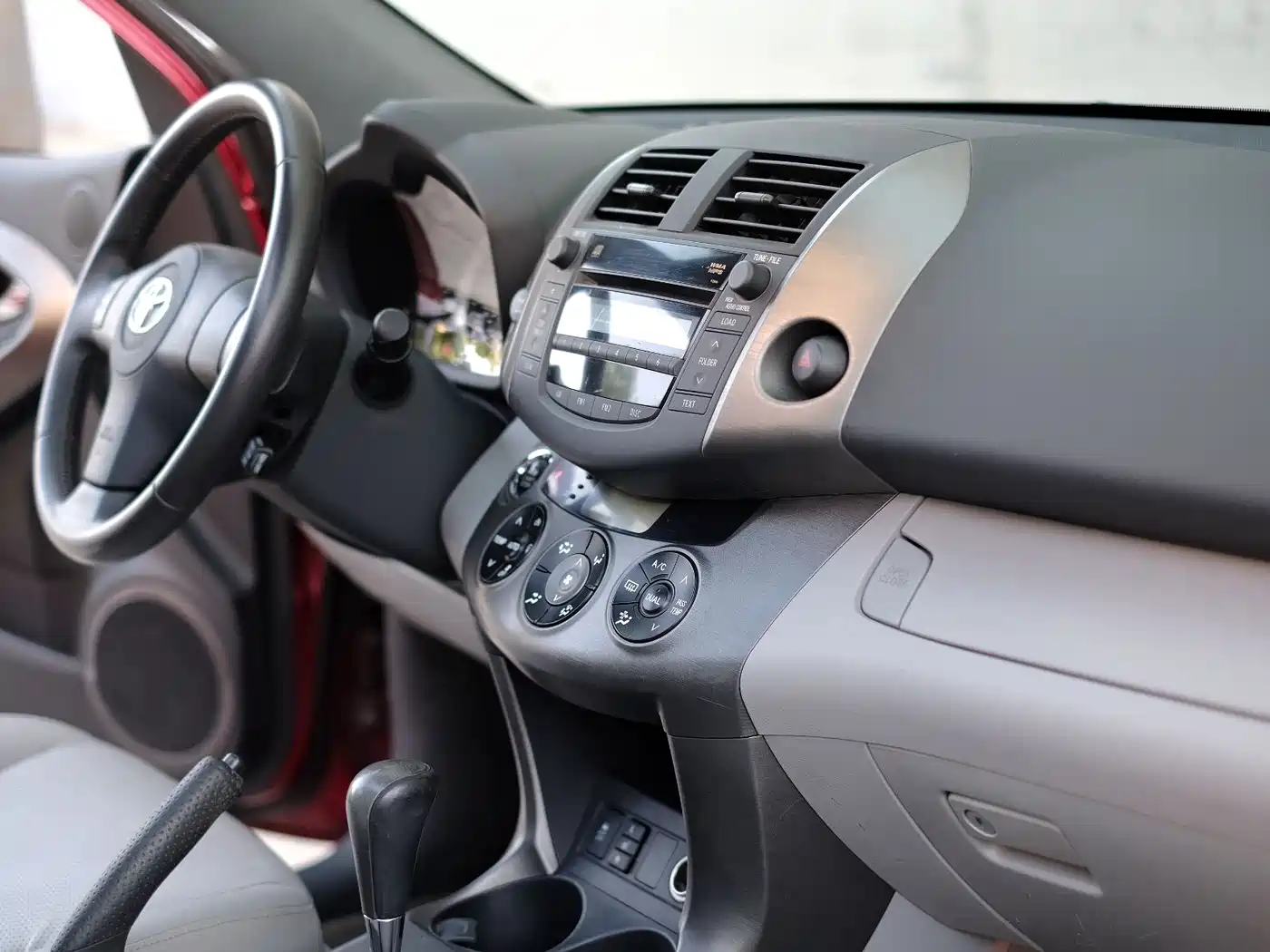 Toyota RAV4 Rongfang 2009 2.4L Automatic Luxury Edition фото 44