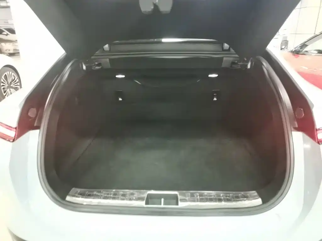 Avatr 12 2024 2023 Model 700 Triple Laser RWD Luxury Edition