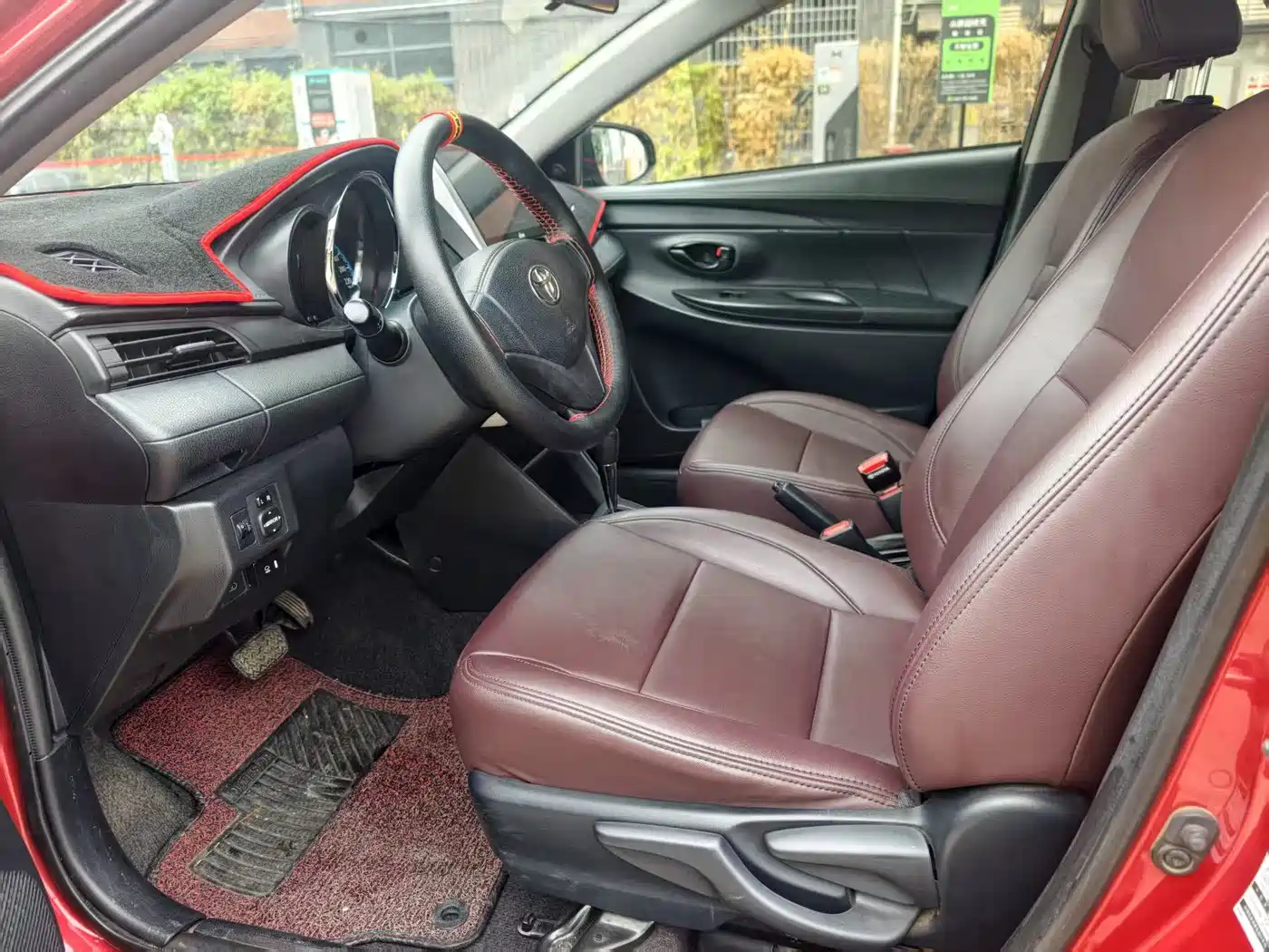 Toyota YARiS L Zhi Xuan 2016 Facelift 1.5E CVT Charming Edition фото 12