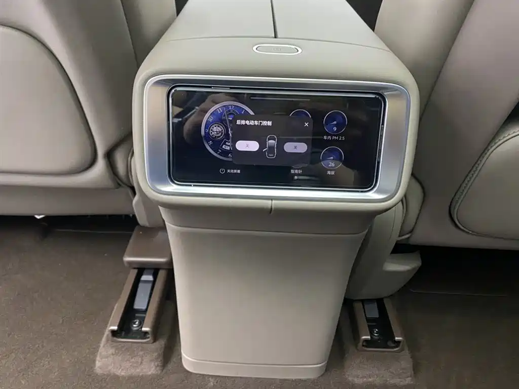 AITO Wenjie AITO M9 2025 Extended Range Ultra 52kWh 6-Seater фото 24