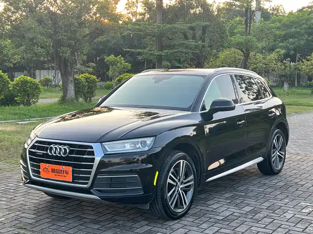 Audi Q5L 2019
