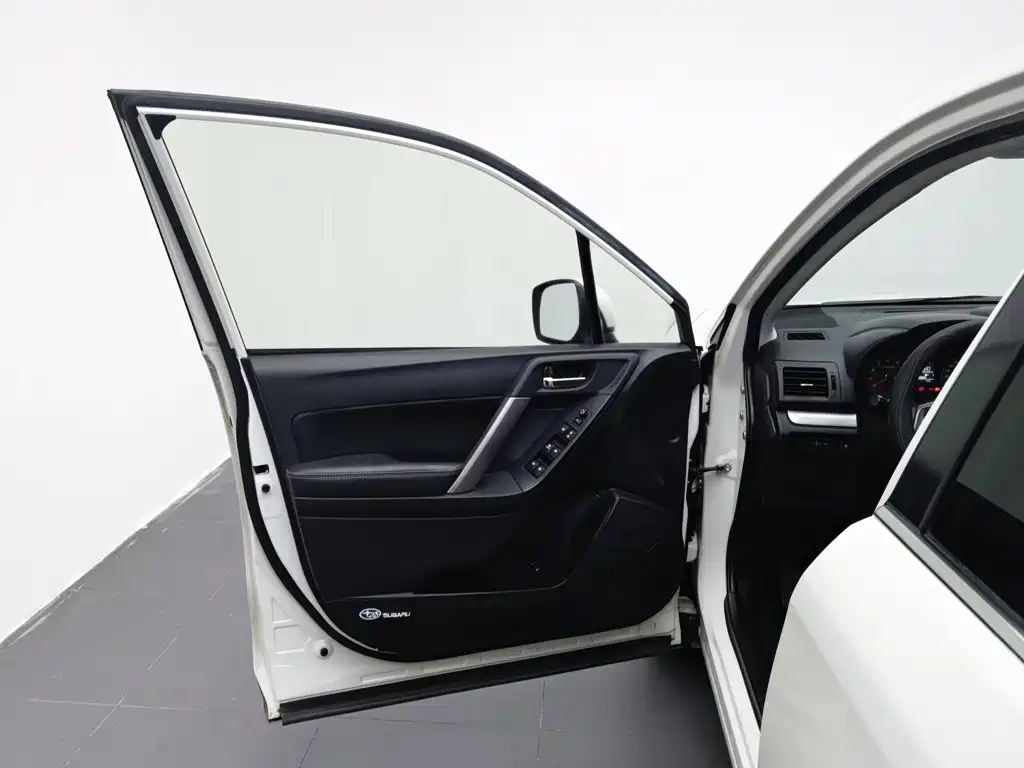 Фото 8 - Subaru Forester
