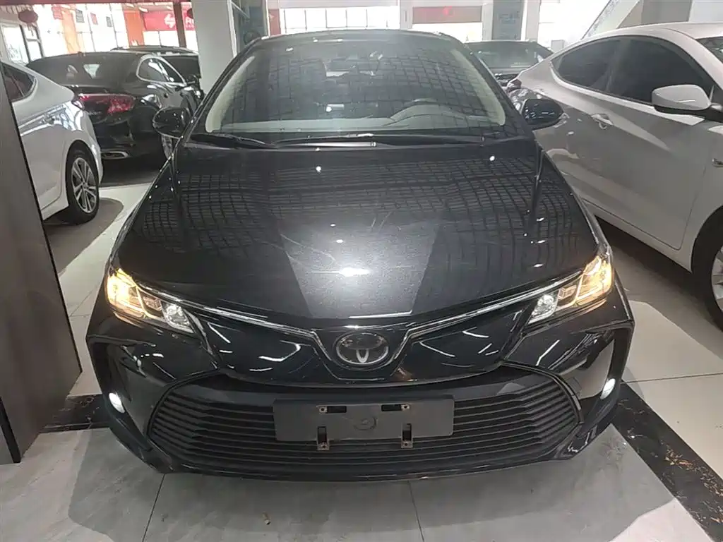 Toyota Corolla 2021 1.2T S-CVT Pioneer PLUS Edition фото 3