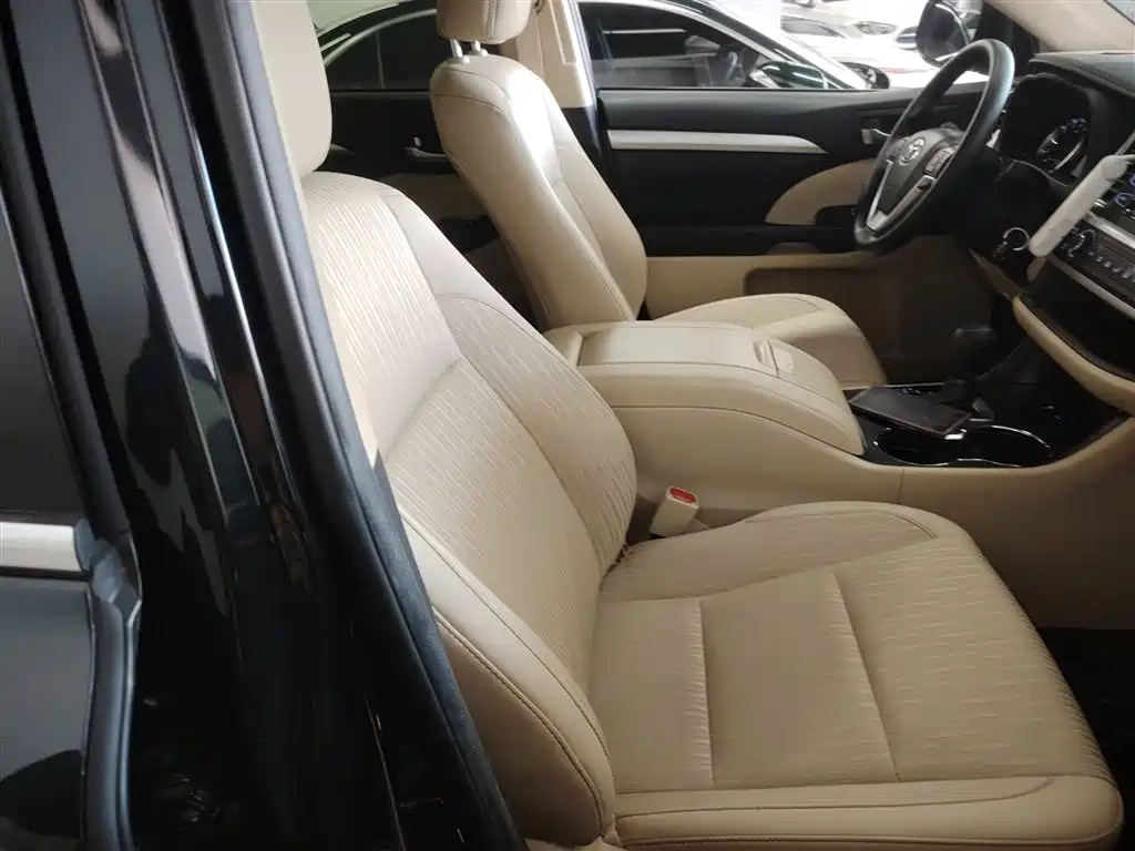 Toyota Highlander 2018 2.0T 2WD Elite 5-Seater China VI фото 21