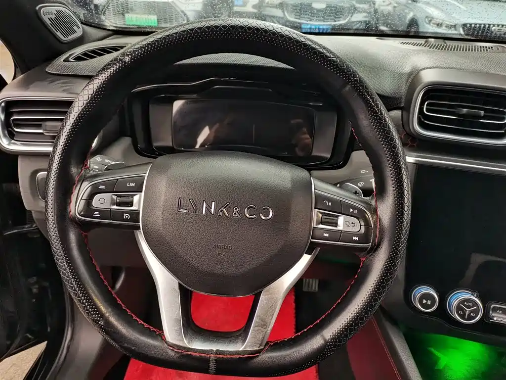 Lynk & Co 03 2019 1.5TD DCT Power Pro Edition China VI фото 5