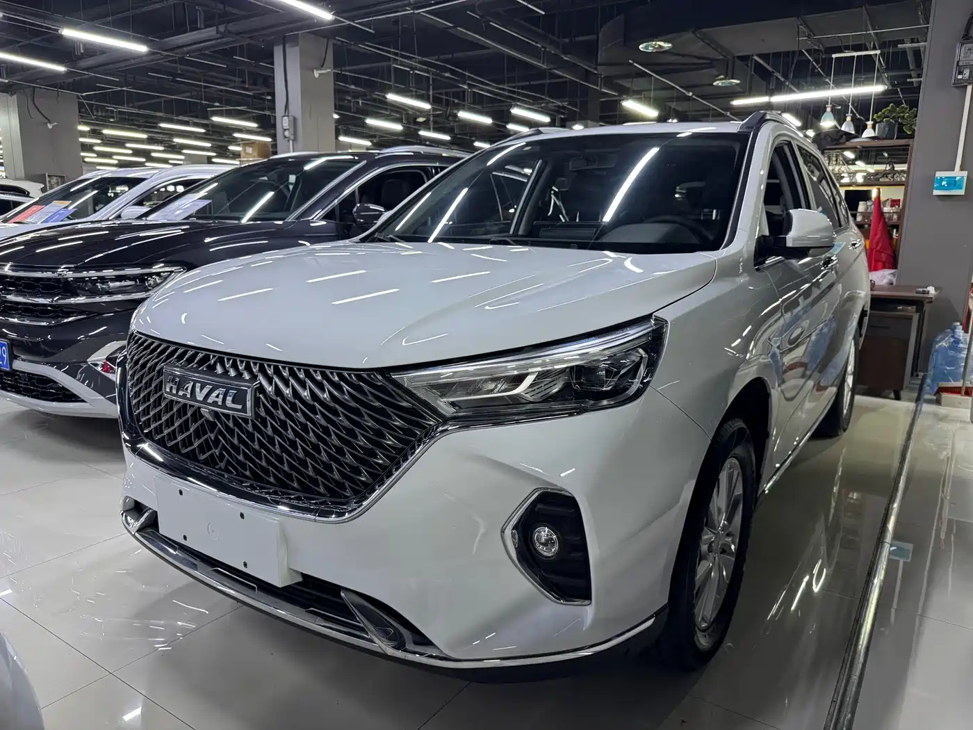 Haval M6 2021 PLUS 1.5T DCT Luxury Smart Connect фото 11