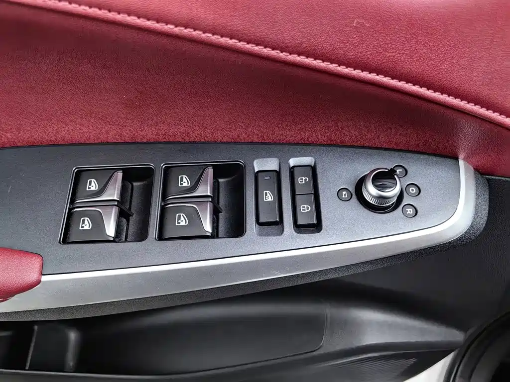 Фото 9 - Changan CS75 PLUS