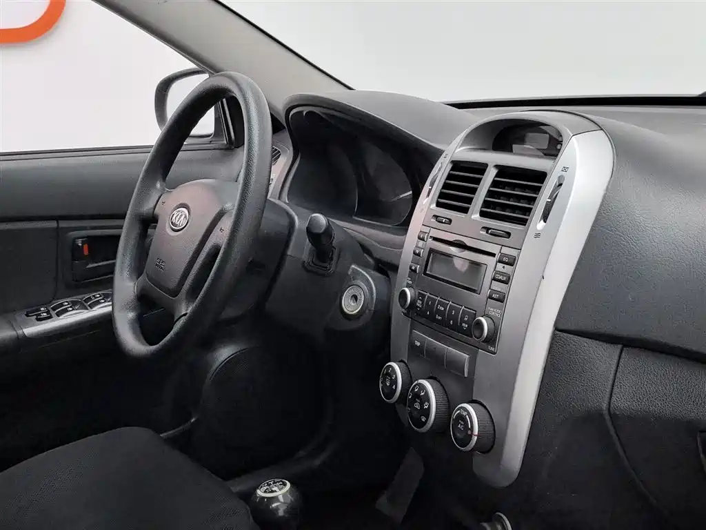 Kia Cerato 2012 1.6L MT GL фото 22