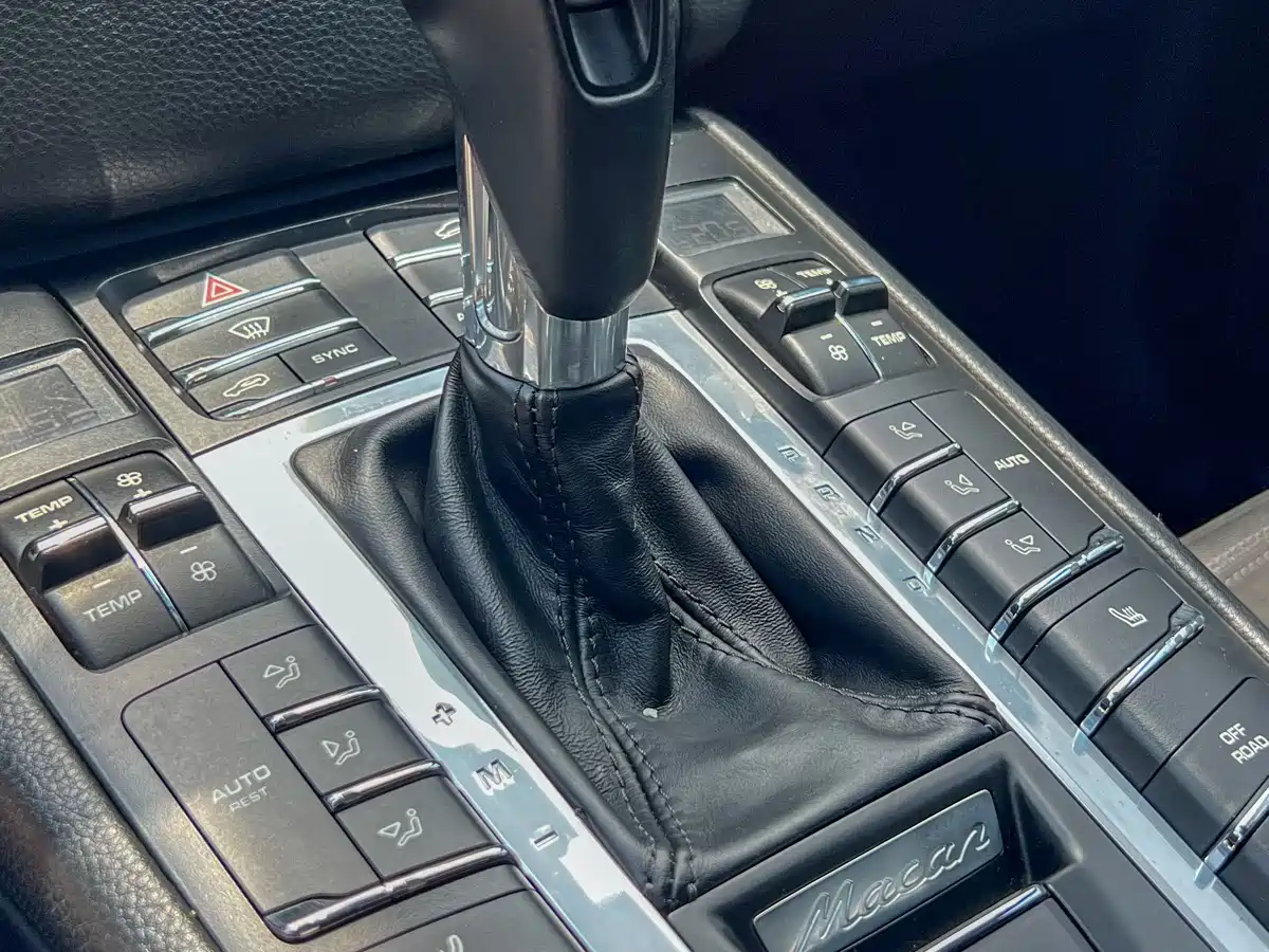 Porsche Macan 2018 Macan 2.0T фото 10