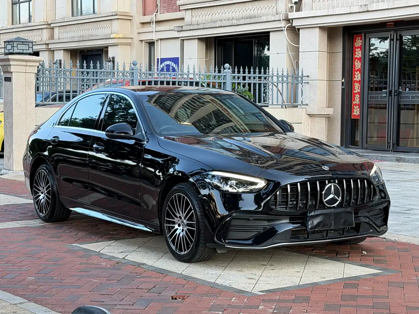 Mercedes-Benz C-Class 2023 Facelift C 260 L Sport Edition фото 3