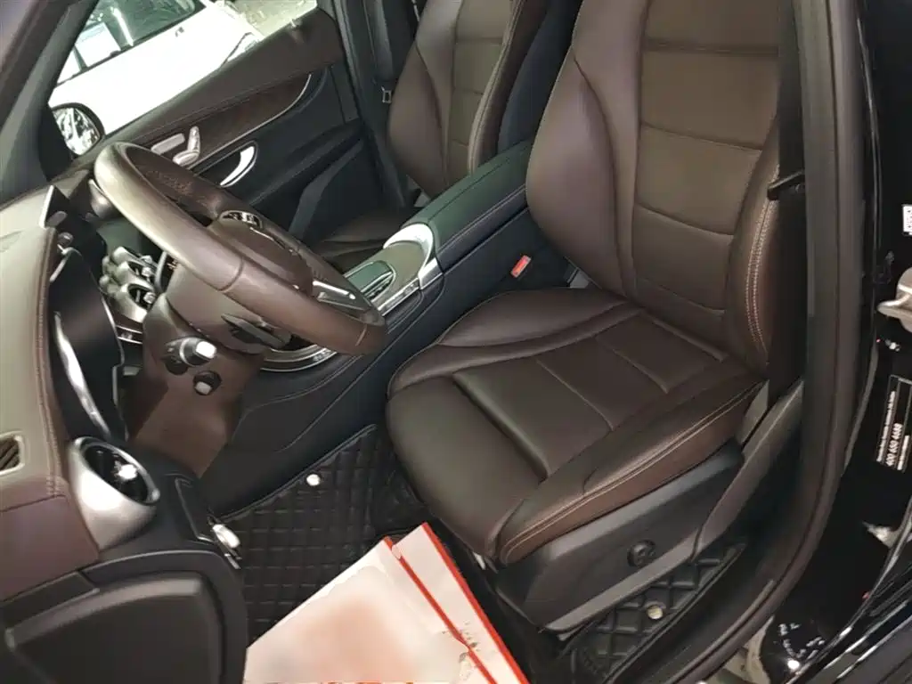 Mercedes-Benz GLC 2020 Facelift GLC 300 L 4MATIC Dynamic фото 15