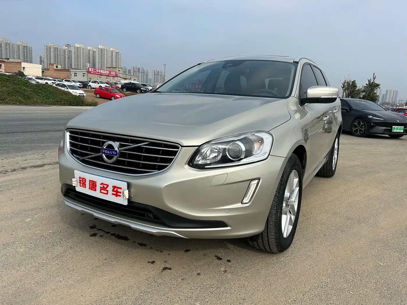 VOLVO XC60