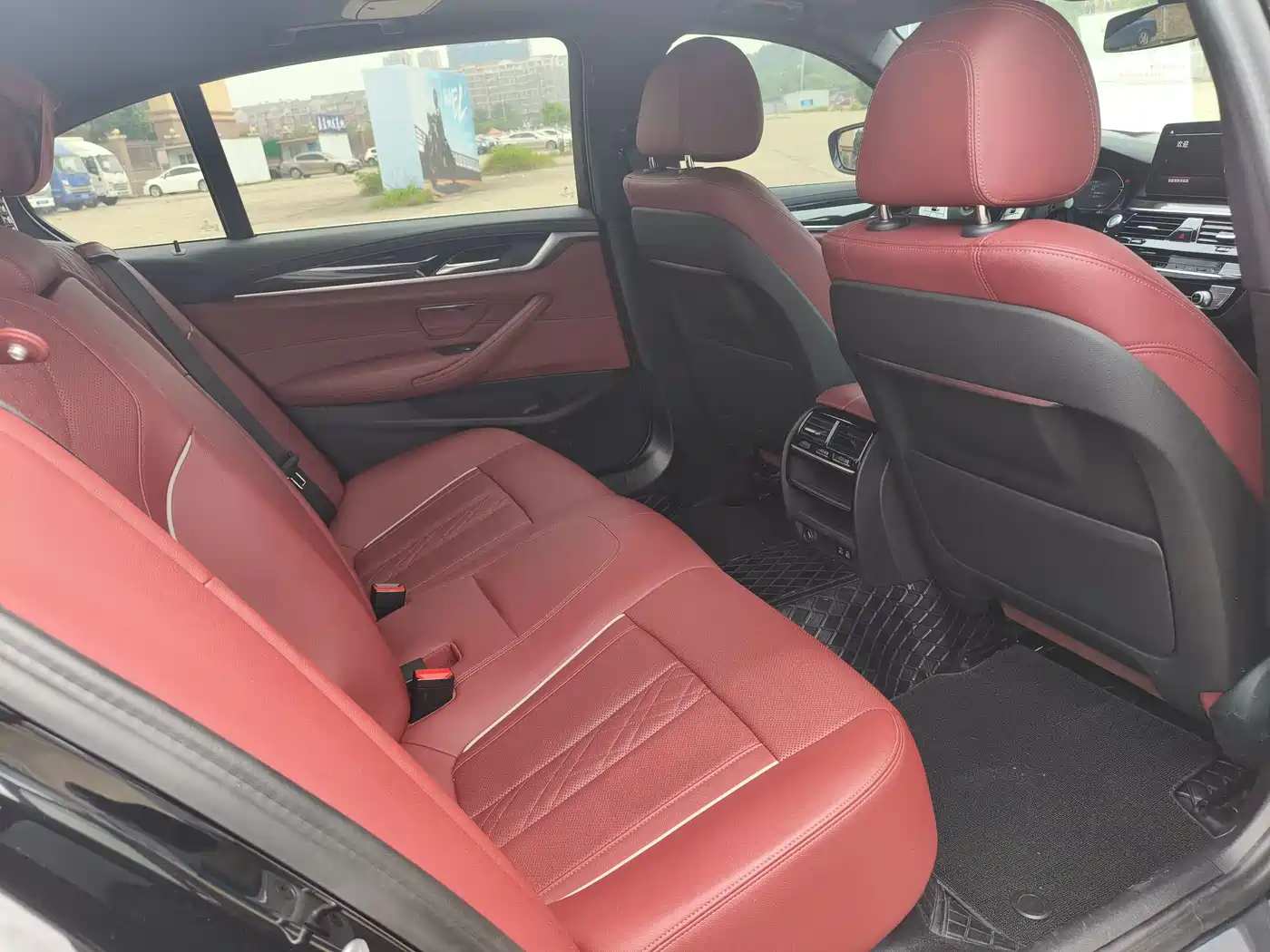 BMW 5 Series 2022 Facelift 525Li M Sport Package фото 9