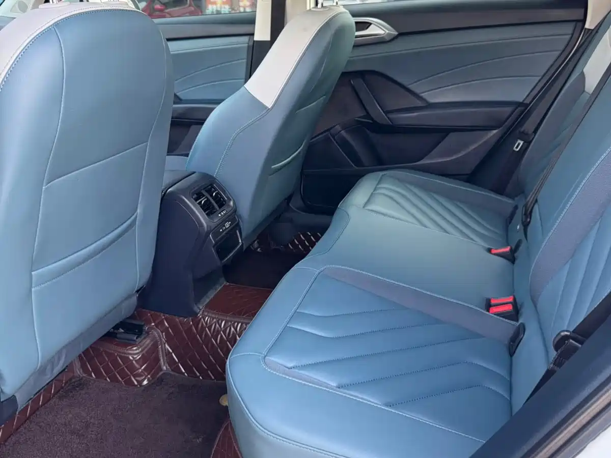 Volkswagen Tharu 2023 300TSI 2WD Full Moon Edition фото 9
