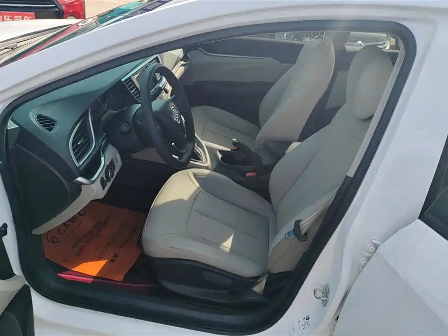 Buick Excelle 2021 Exemplar 1.5L Auto Progressive фото 9