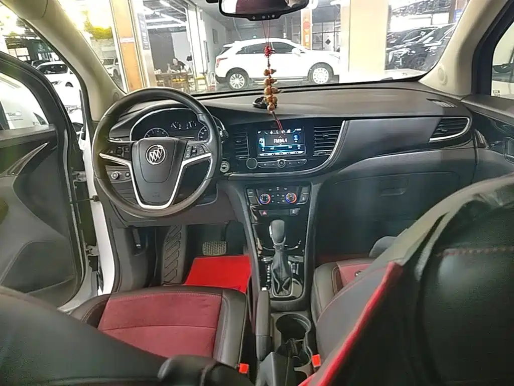 Buick Encore 2016 18T Automatic 2WD Urban Elite фото 10
