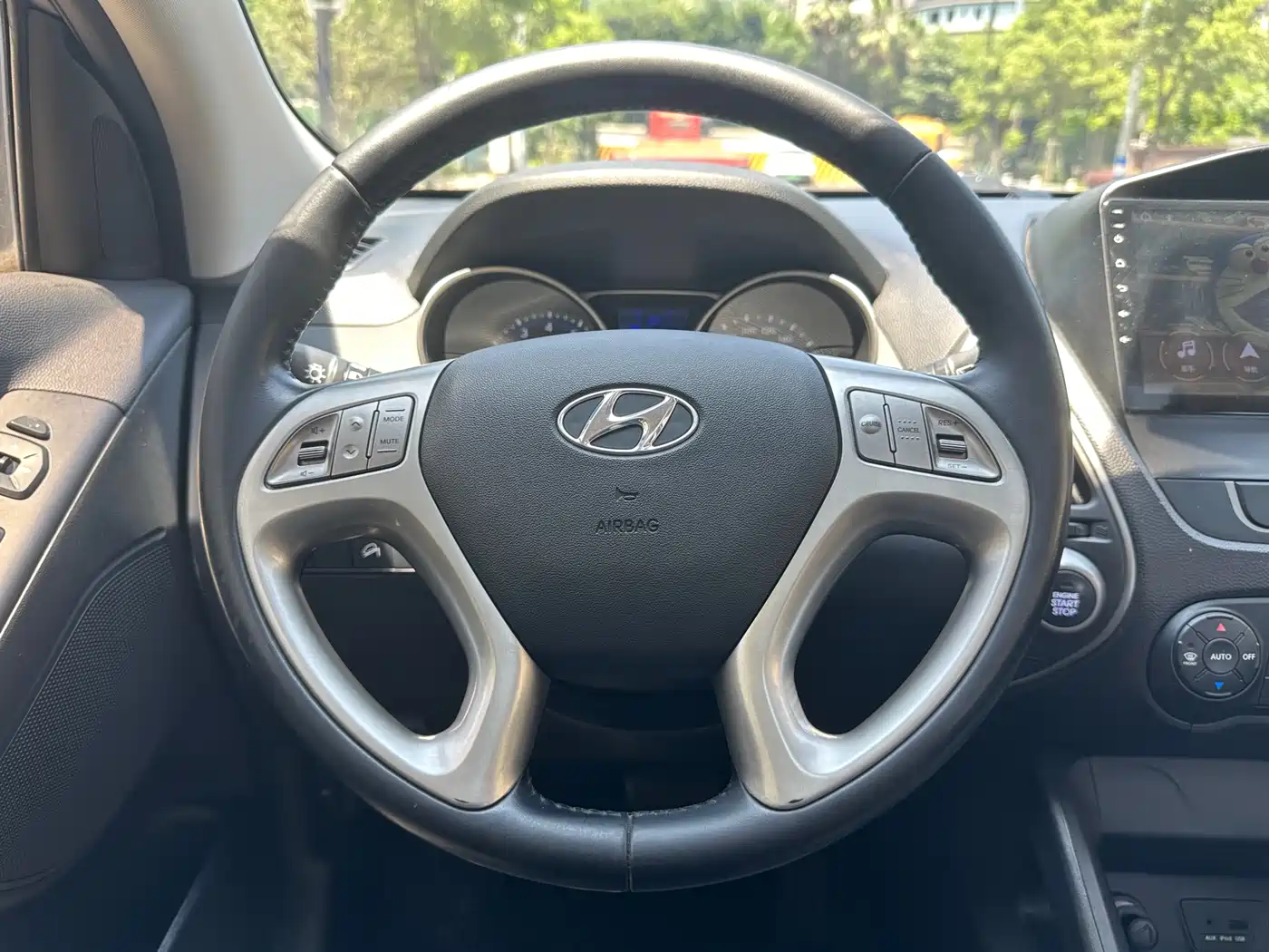 Hyundai Beijing Hyundai ix35 2015 2.0L Automatic 2WD Smart Type China IV фото 8