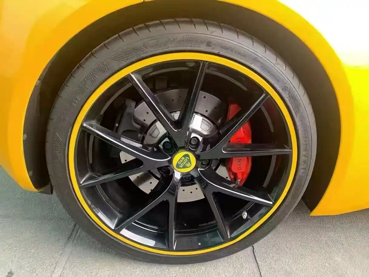 LOTUS SPORTS CAR EMIRA