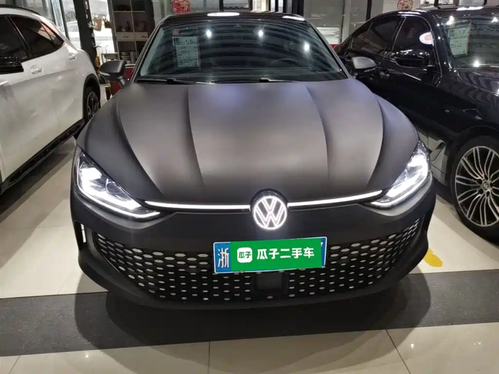 VOLKSWAGEN LINGDU