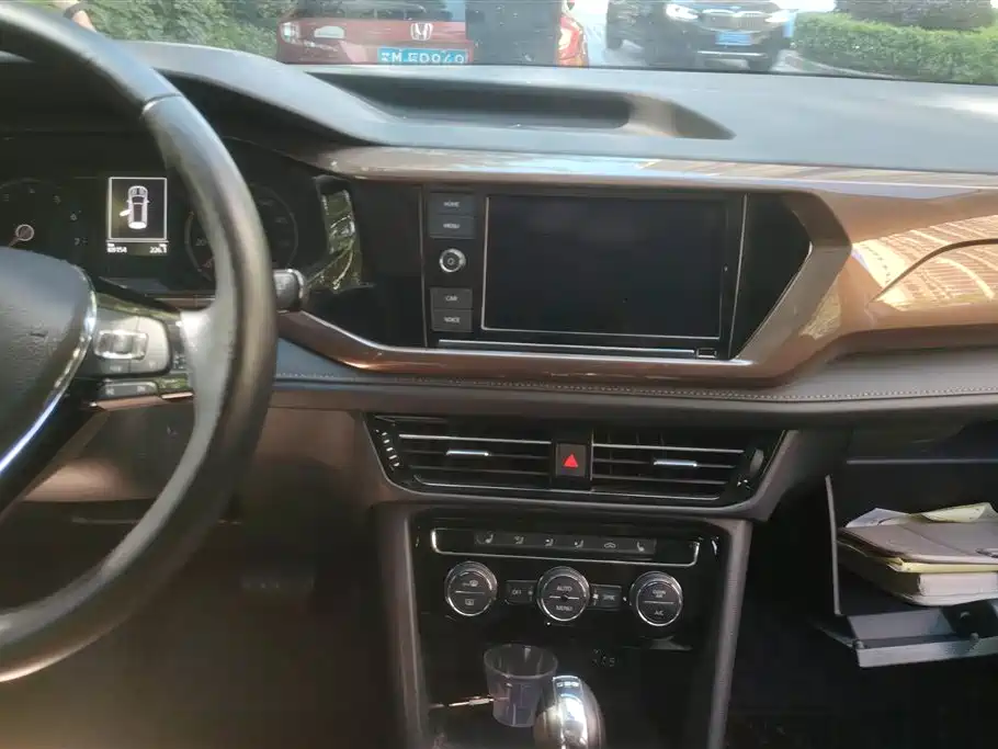 Volkswagen Tharu 2019 280TSI 2WD Luxury Edition China V фото 13