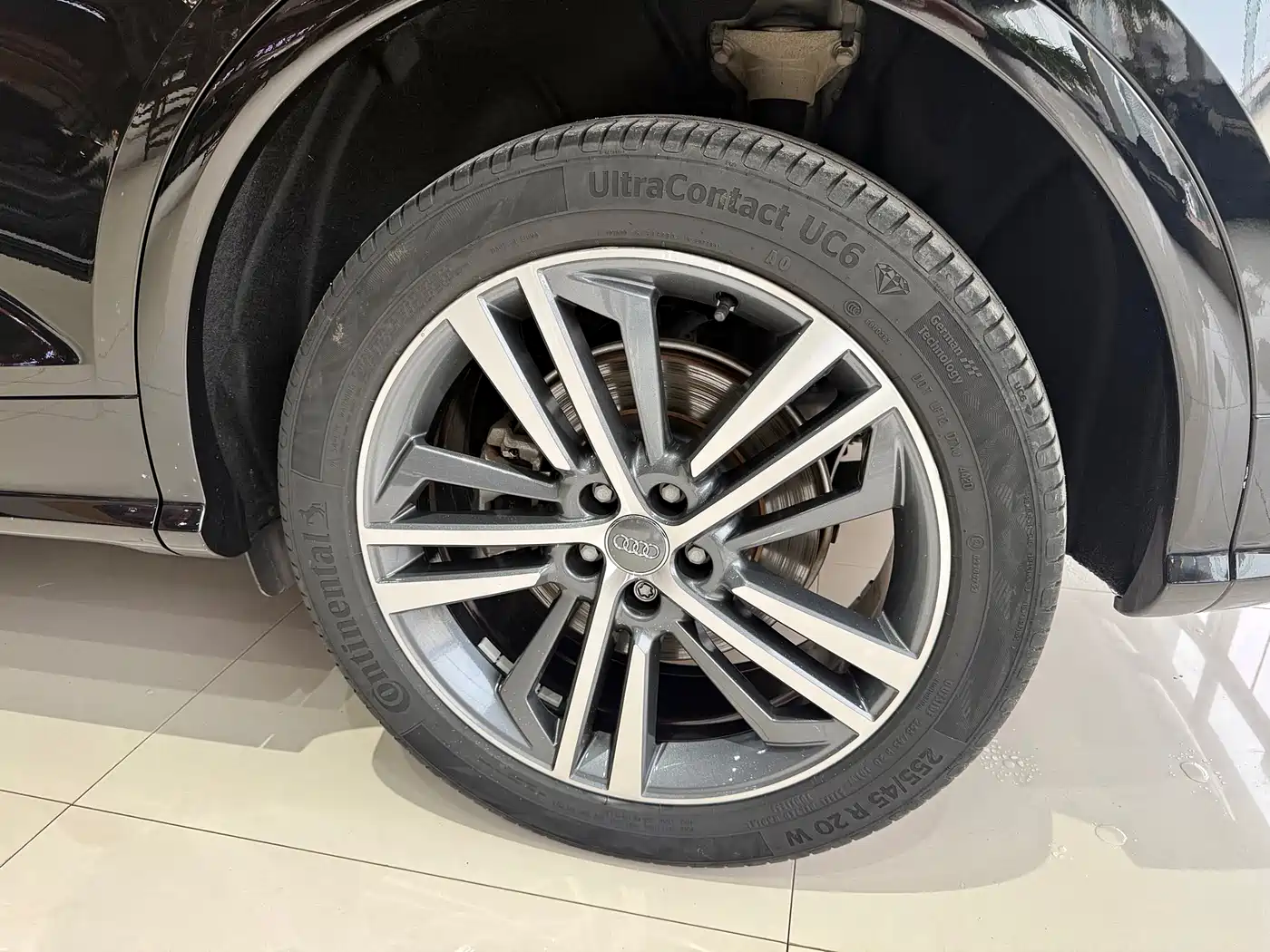 Audi Q5L 2020 Facelift 40 TFSI Honor Fashion фото 27