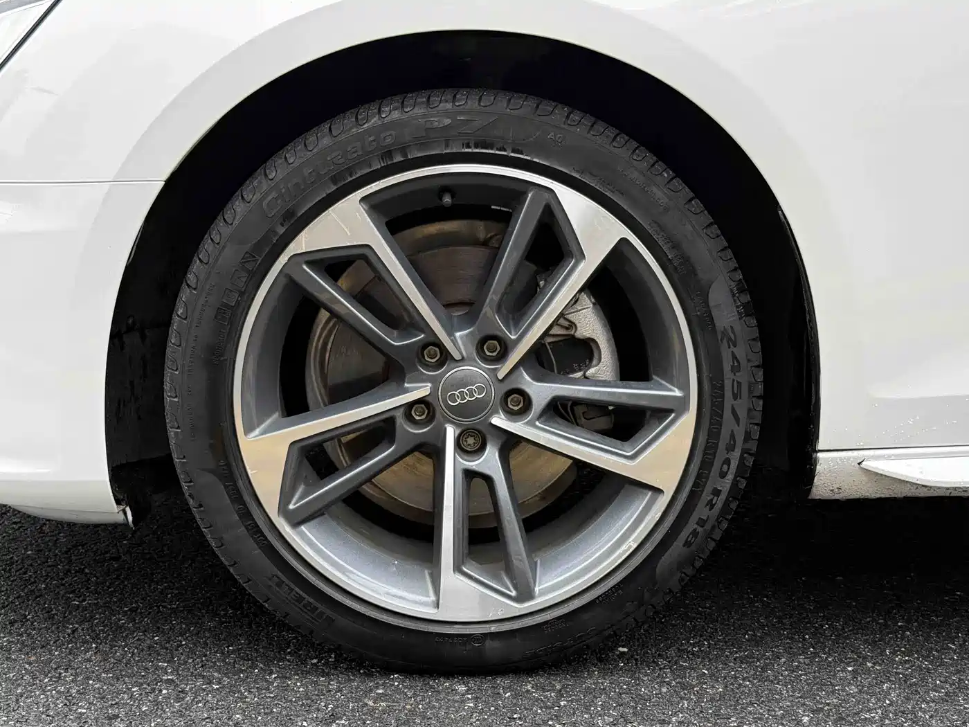 Audi A4L 2020 40 TFSI Fashion Dynamic Edition фото 18