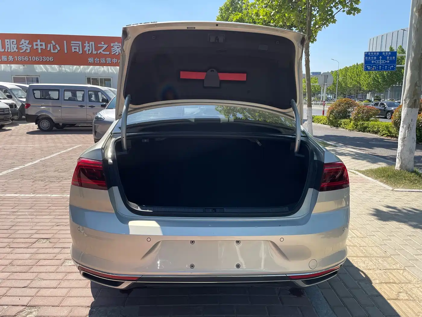 Volkswagen Magotan 2020 330TSI DSG Leading фото 15