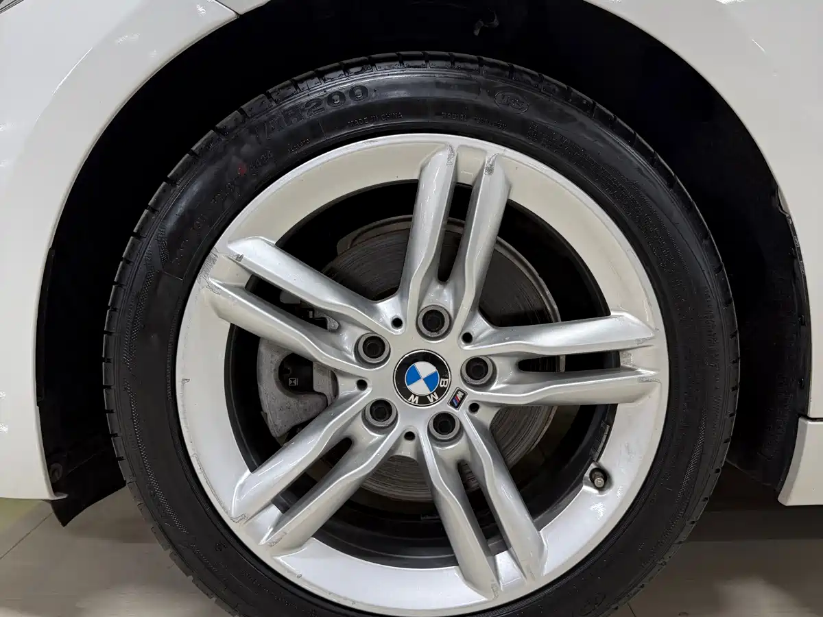 BMW 1 Series 2019 118i M Sport Package фото 7