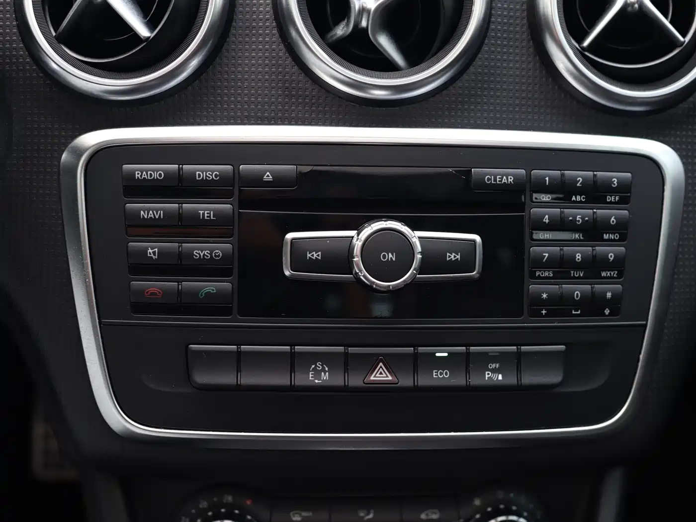 Mercedes-Benz A-Class (Import) 2015 A 180 фото 13