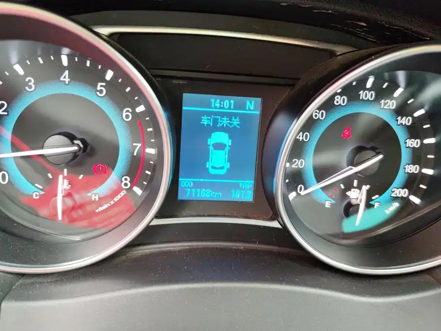 Haval H1 2016 2016 Facelift Blue Label 1.5L AMT Luxury