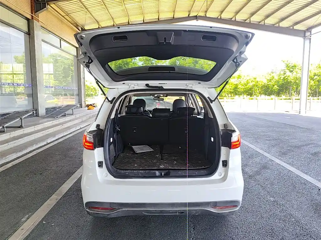 BYD Song MAX 2017 1.5T Auto Smart Connect Premium 7-seater фото 19
