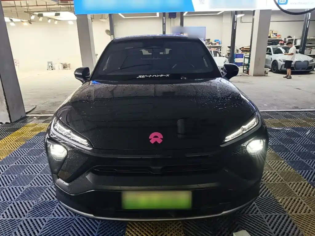 Фото 3 - NIO EC6