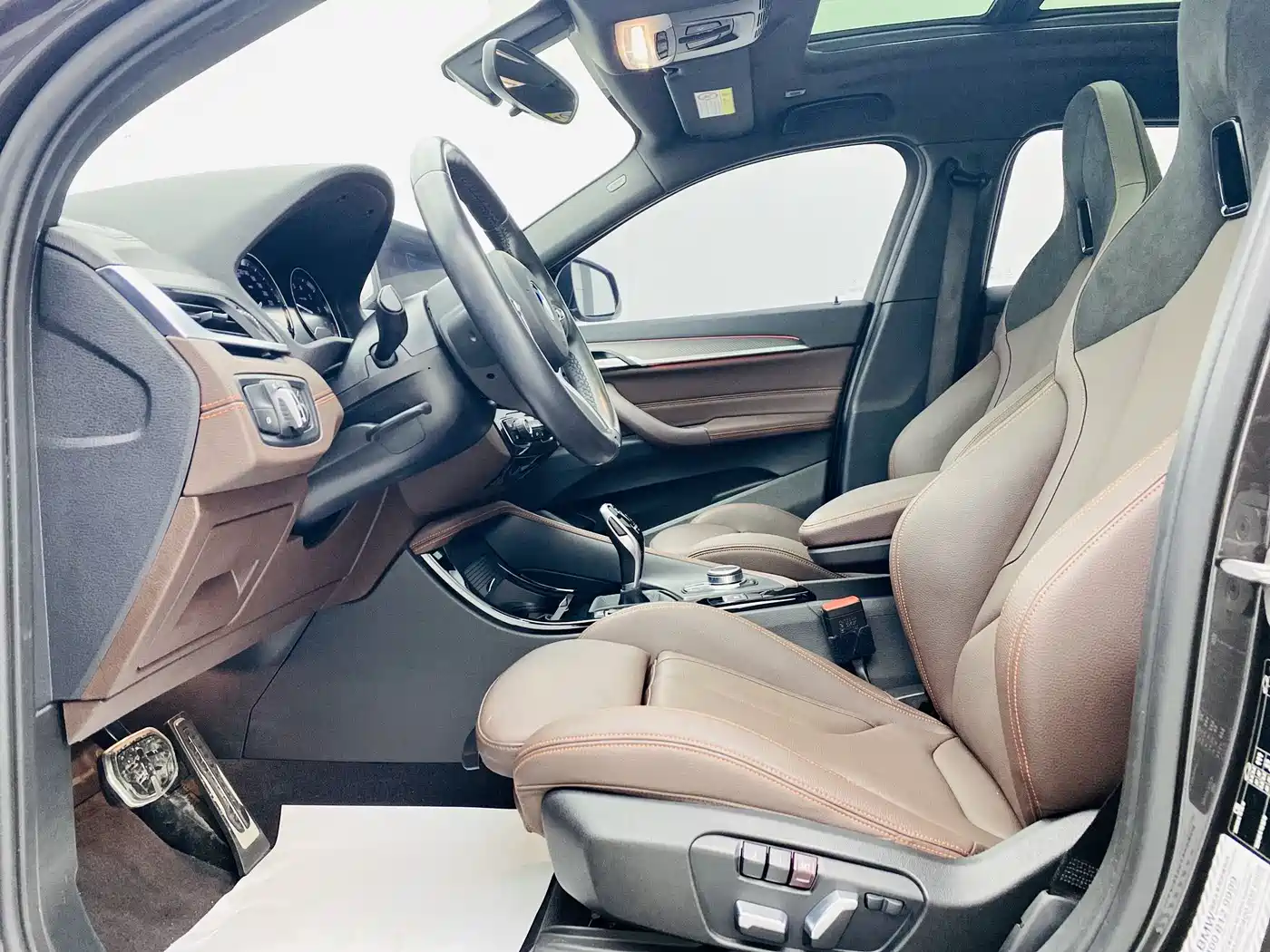 BMW X2 2021 Facelift sDrive25i Edge Edition фото 14