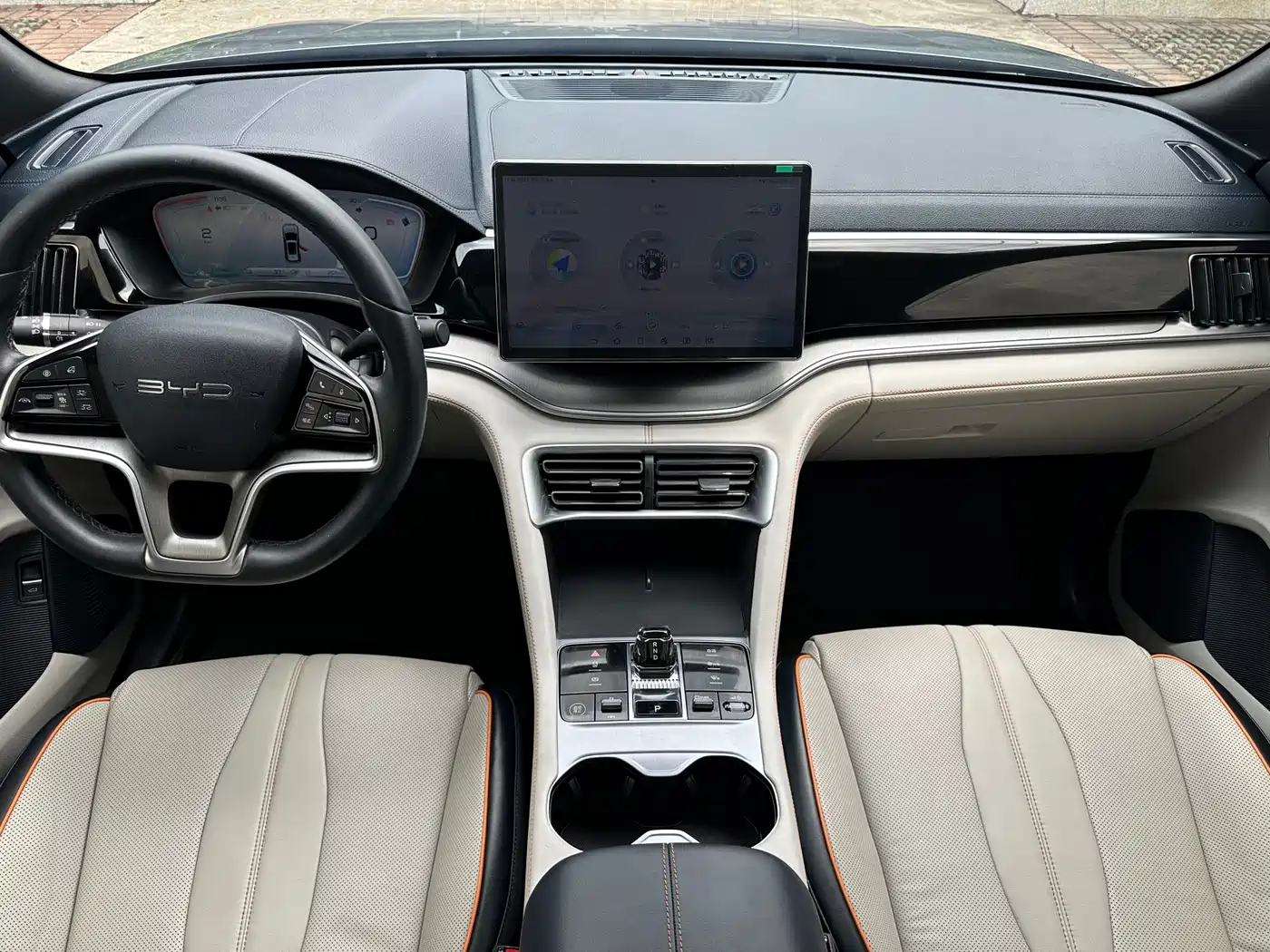 BYD Song PLUS PHEV 2024 Glory Edition DM-i 110km Flagship PLUS фото 22