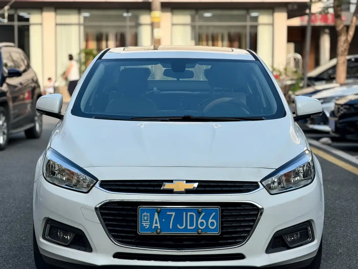 Chevrolet Cruze 2015 1.5L Automatic Luxury Edition фото 2