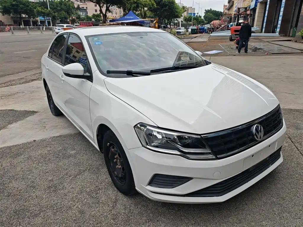 Volkswagen Jetta 2017 1.4L Manual Fashion фото 4