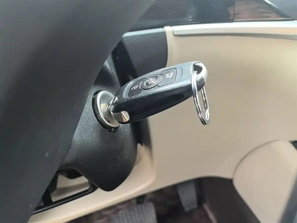 Buick Verano 2015 Sedan 15S Automatic Leading фото 9