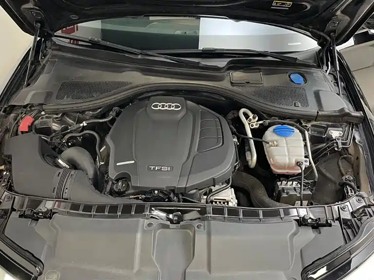 Audi A6L 2018 Model 35 TFSI Collector's Edition фото 26