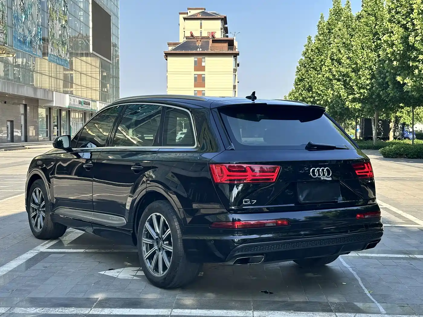 AUDI Q7