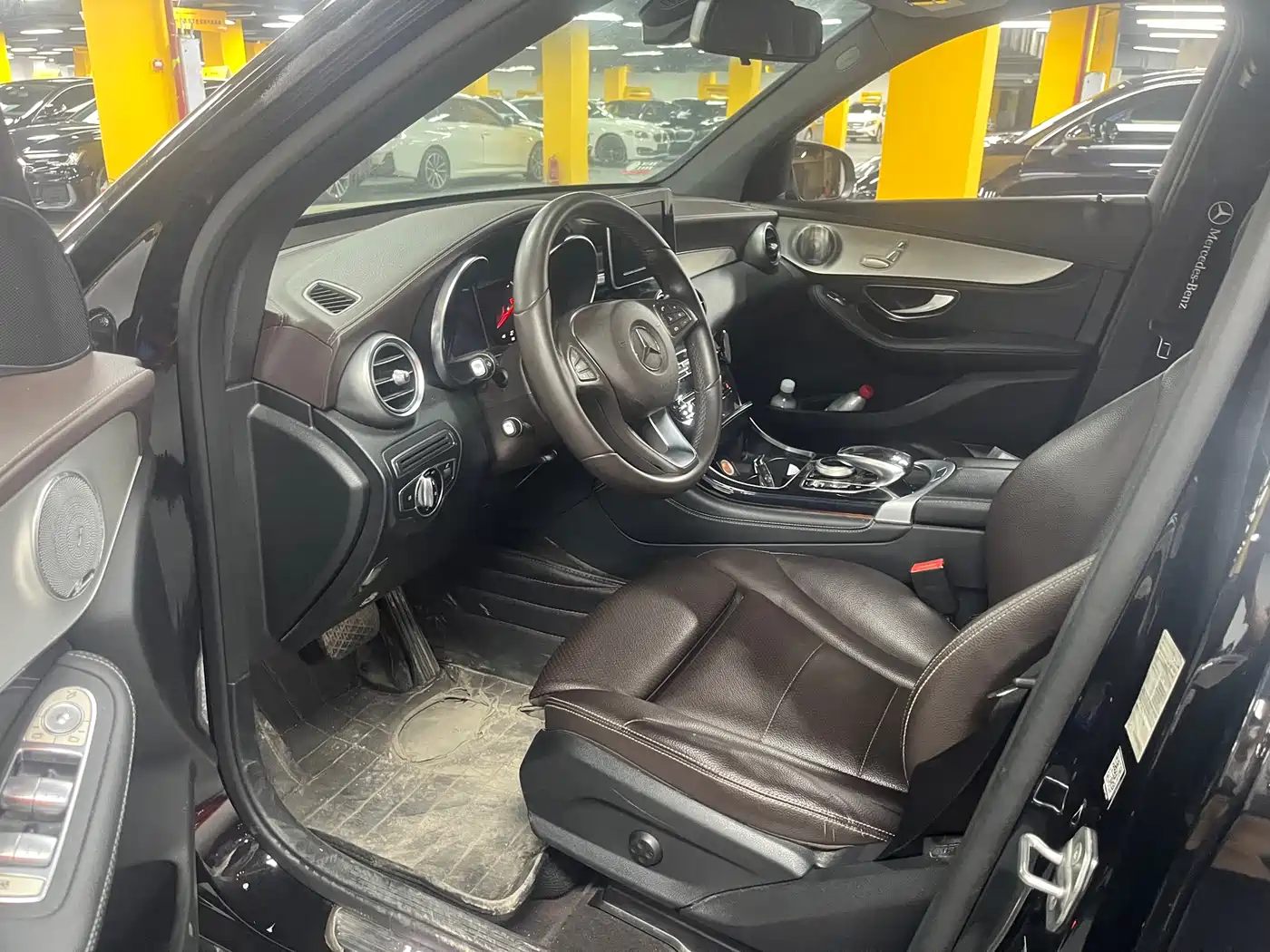 Mercedes-Benz GLC 2017 GLC 200 4MATIC фото 8