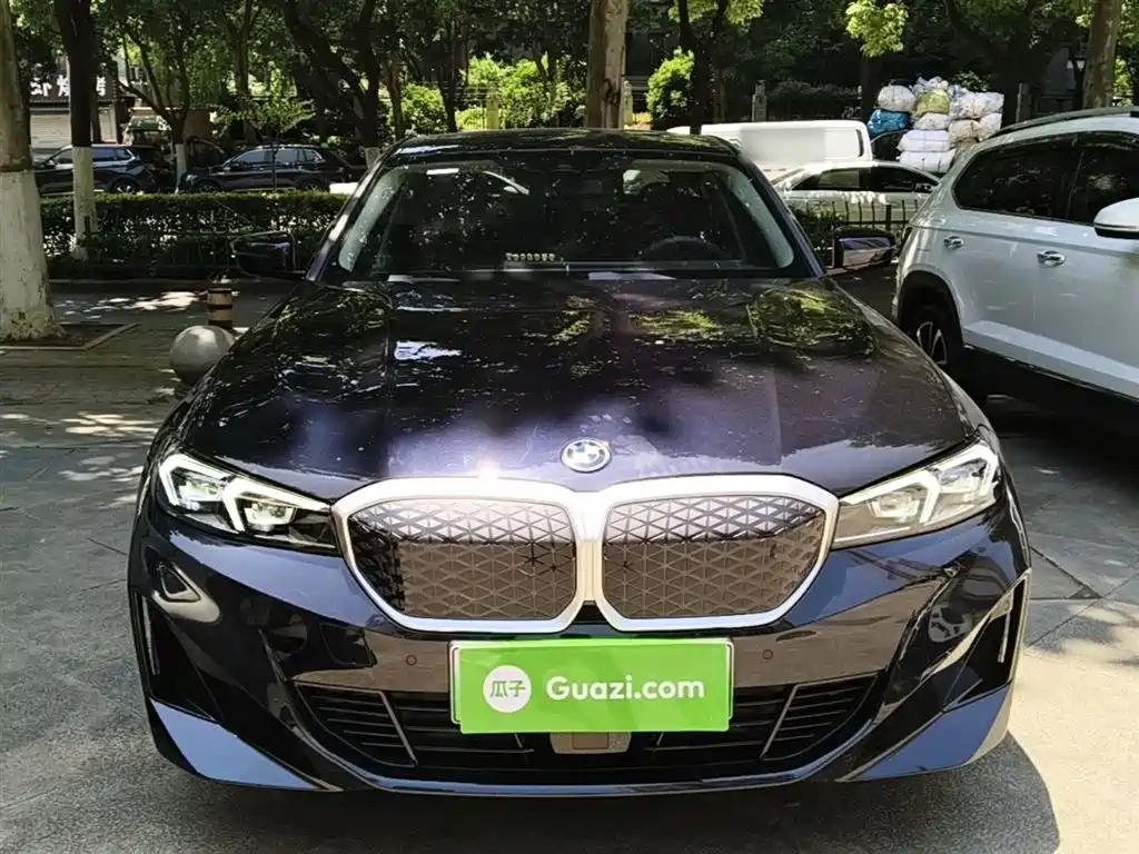 BMW i3 2025 eDrive 35 L фото 3