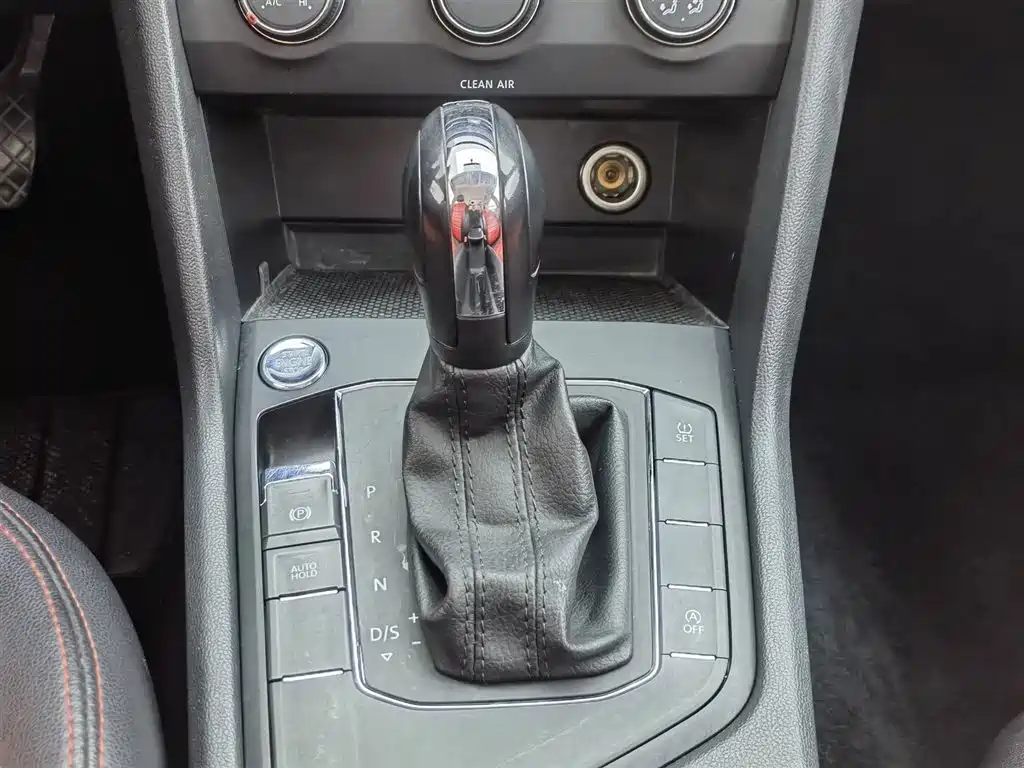 Volkswagen Tharu 2021 Model 280TSI 2WD Trend Edition фото 13