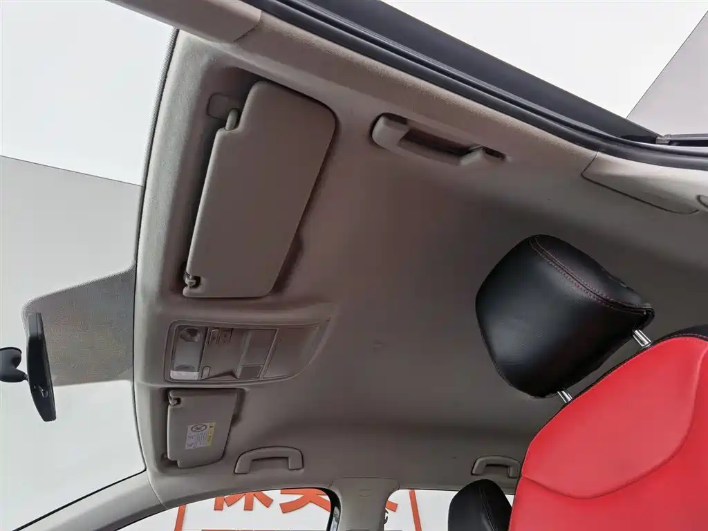 Volkswagen Tharu 2021 Model 280TSI 2WD Trend Edition фото 14