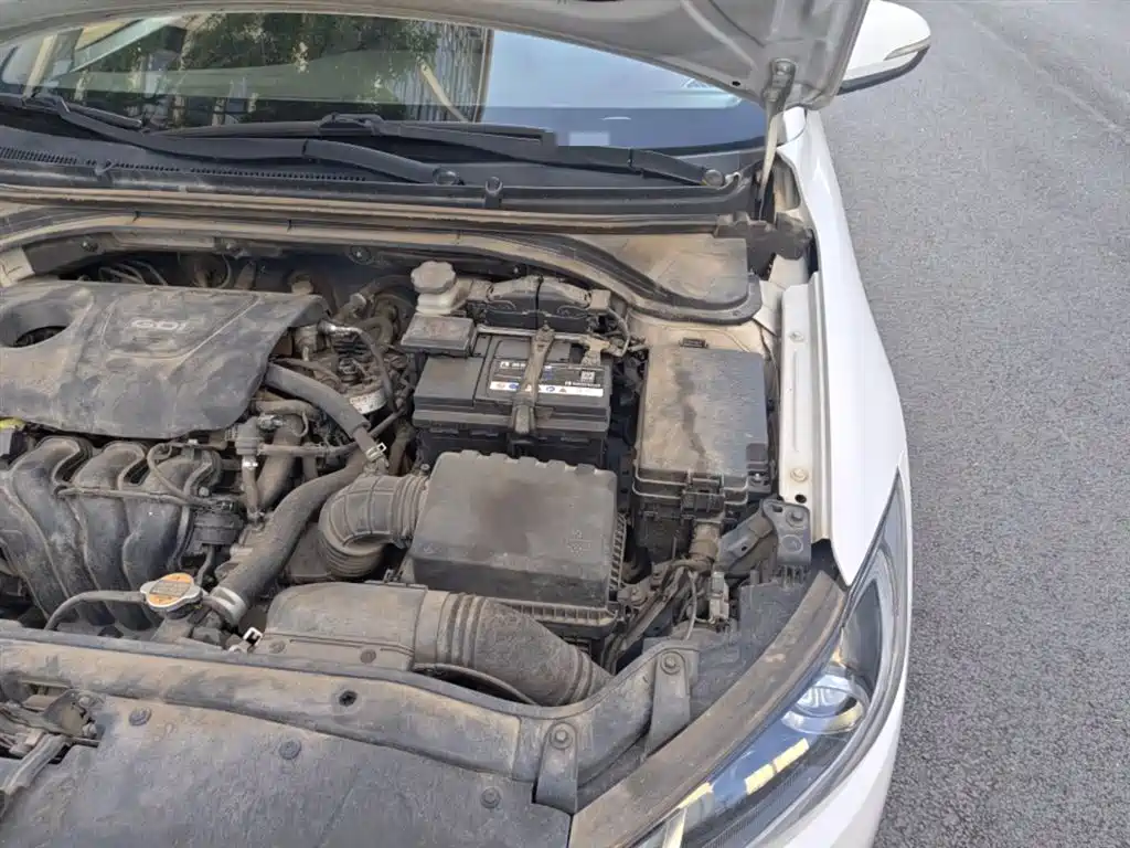 Hyundai Elantra 2016 Model 1.6L Automatic Smart Elite фото 22