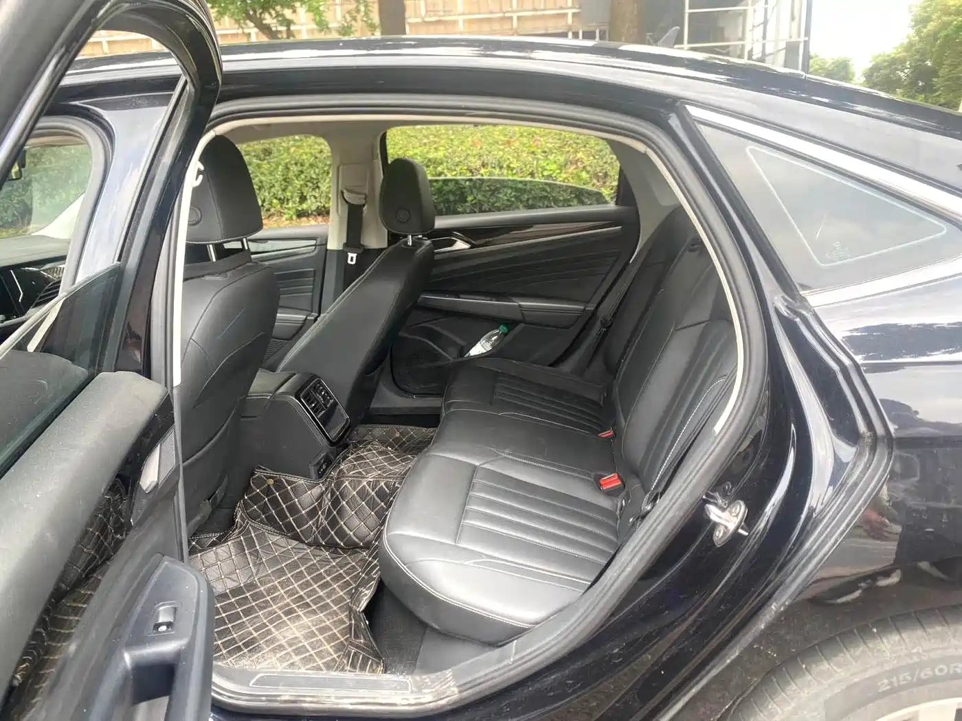 Volkswagen Passat 2022 280TSI Business Edition фото 7