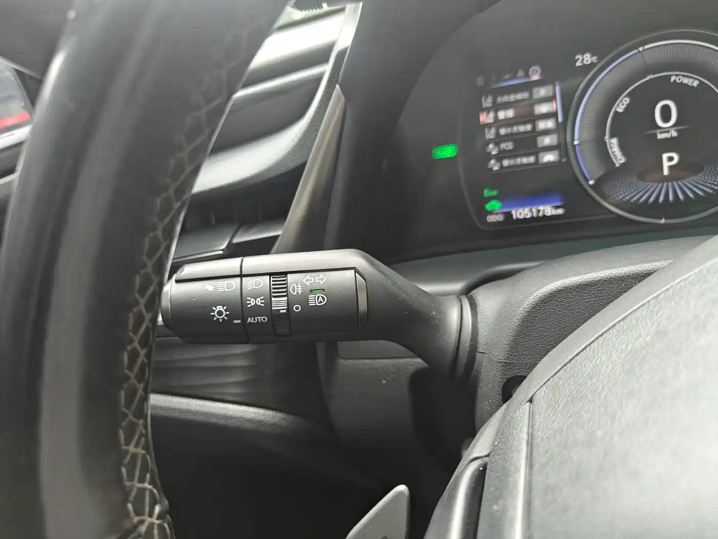 Lexus ES 2018 300h Excellence Edition China V фото 18